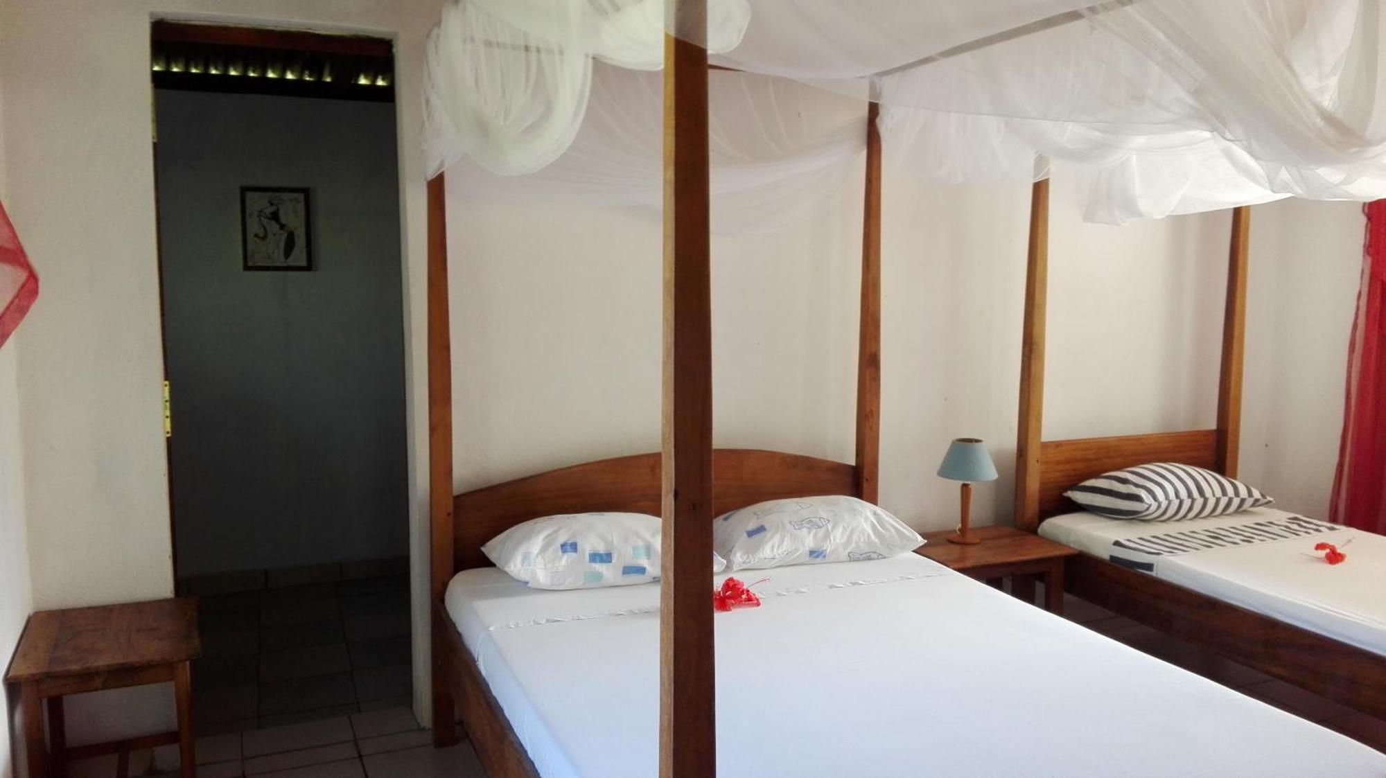 Residence Monique Ile aux Nattes ภายนอก รูปภาพ
